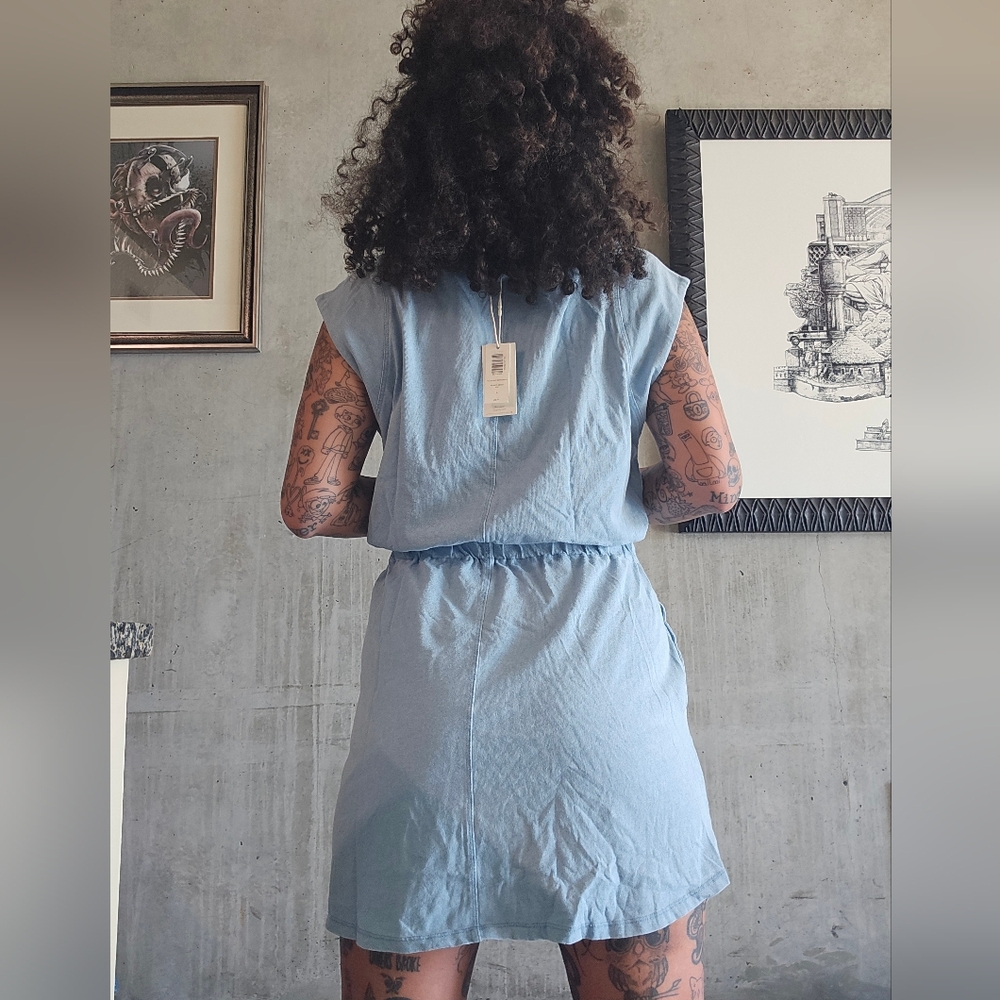 Z Supply Dress Size L Blue